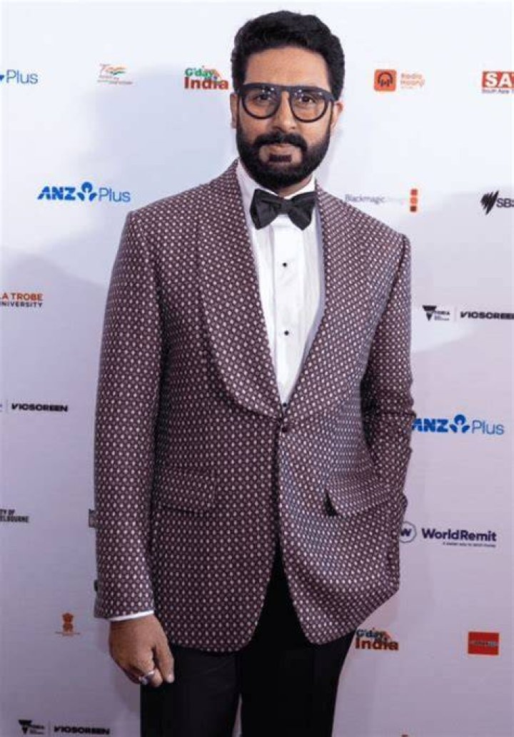 
Abhishek Bachchan Height, Weight, Net Worth, Age, Birthday, Wikipedia, Who, Nationality, Biography 