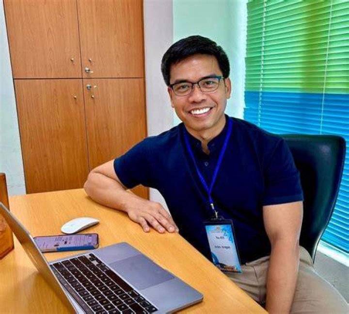 
Aries Arugay Height, Weight, Net Worth, Age, Birthday, Wikipedia, Who, Nationality, Biography 