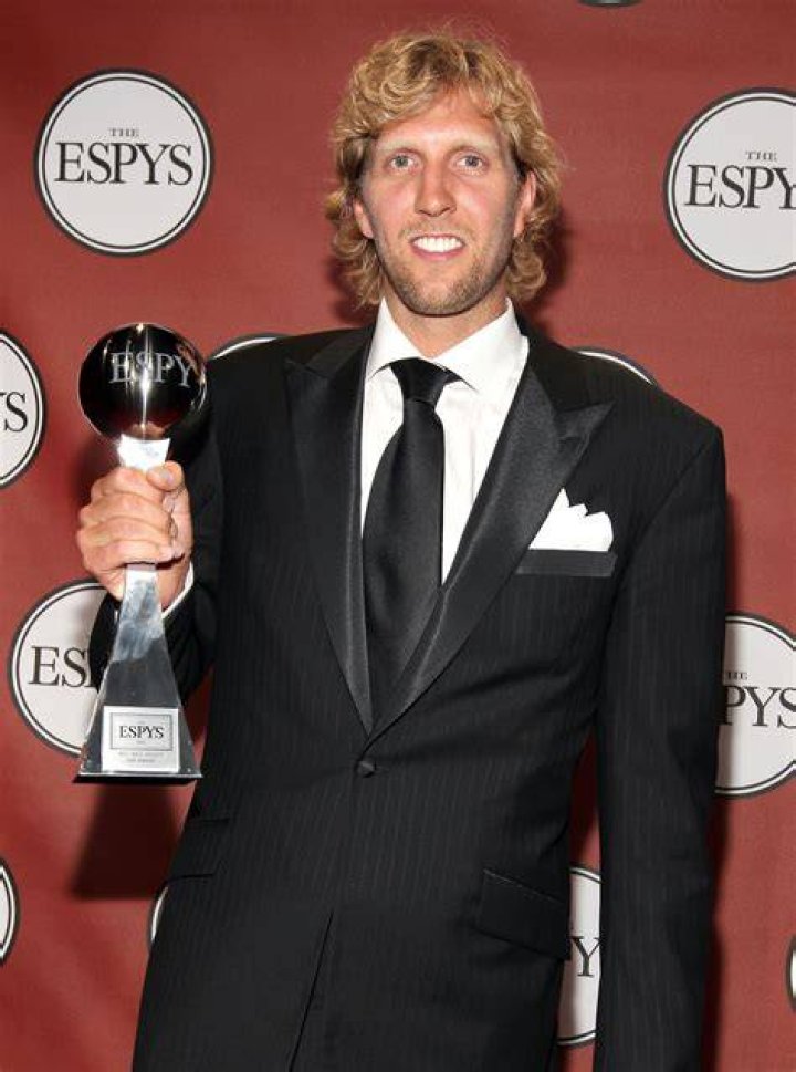 Charles S. Dutton Height, Weight, Net Worth, Age, Birthday, Wikipedia, Who, Instagram, Biography