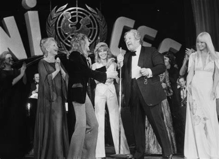 Charlie Travers Height, Weight, Net Worth, Age, Birthday, Wikipedia, Who, Nationality, Biography