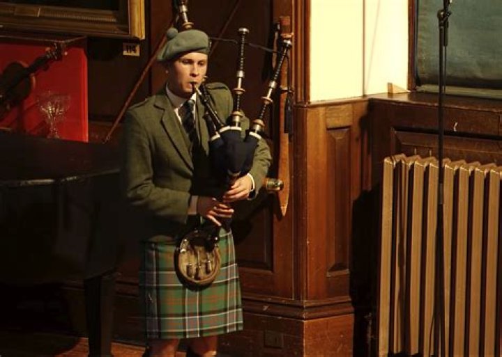 
Connor Sinclair – 10 Guy Age, Birthday, Wikipedia, Who, Nationality, Biography 