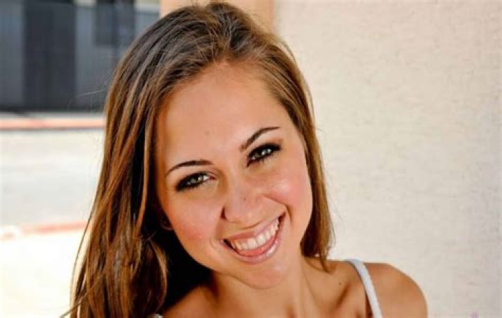 Corinne Gobert Age, Birthday, Wikipedia, Who, Nationality, Biography