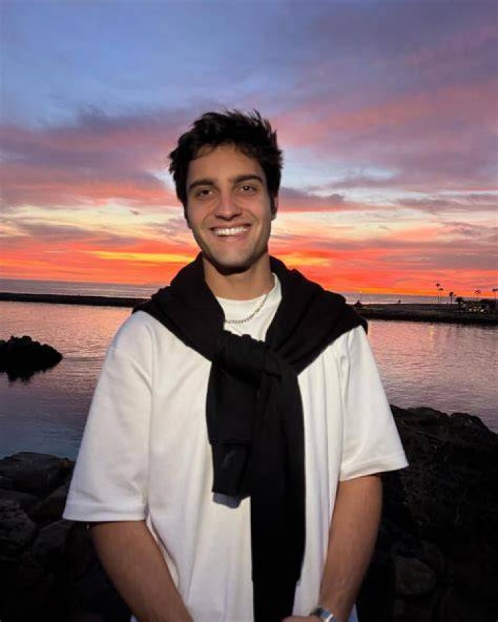 
Dominic Brack Height, Weight, Net Worth, Age, Birthday, Wikipedia, Who, Nationality, Biography 