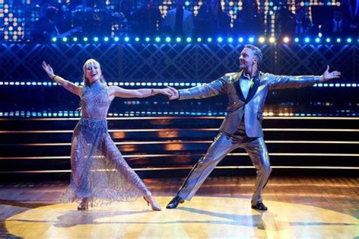 
Former Olympian Eric Murray Is A Contestant On Dancing With The Stars NZ, Details About His Wife & Family 
