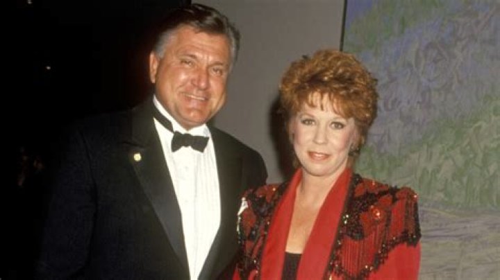Here’s The Truth We Know About Vicki Lawrence’s Husband, Al Schultz