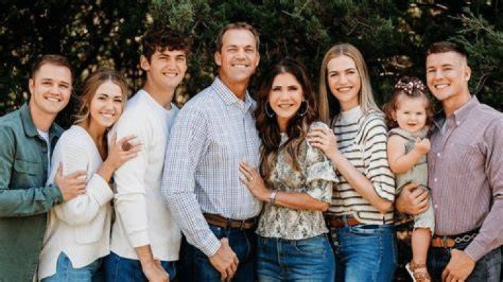 
How Many Siblings Does Kristi Noem Have? Meet The Governor of South Dakota Parents Ron And Corrine 