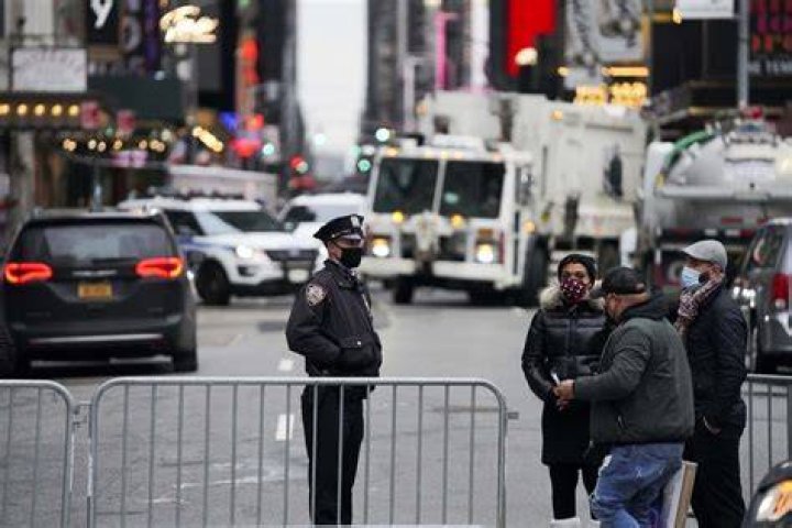 
Indian-American Uber Eats delivery person attacked in NY by ‘super perp’ 