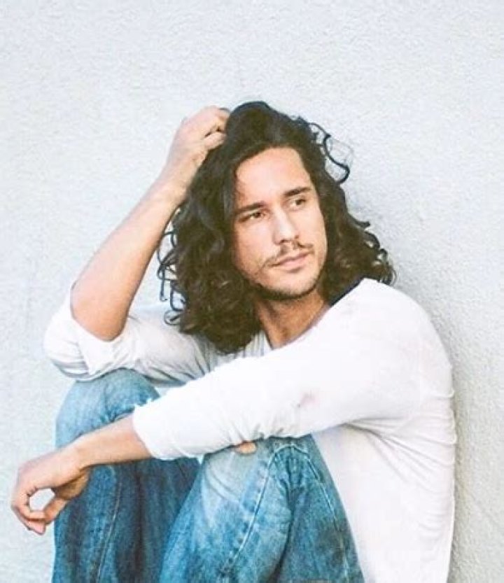 
Is Peter Gadiot Married? His Bio, Age, Wife, Family and Net worth 