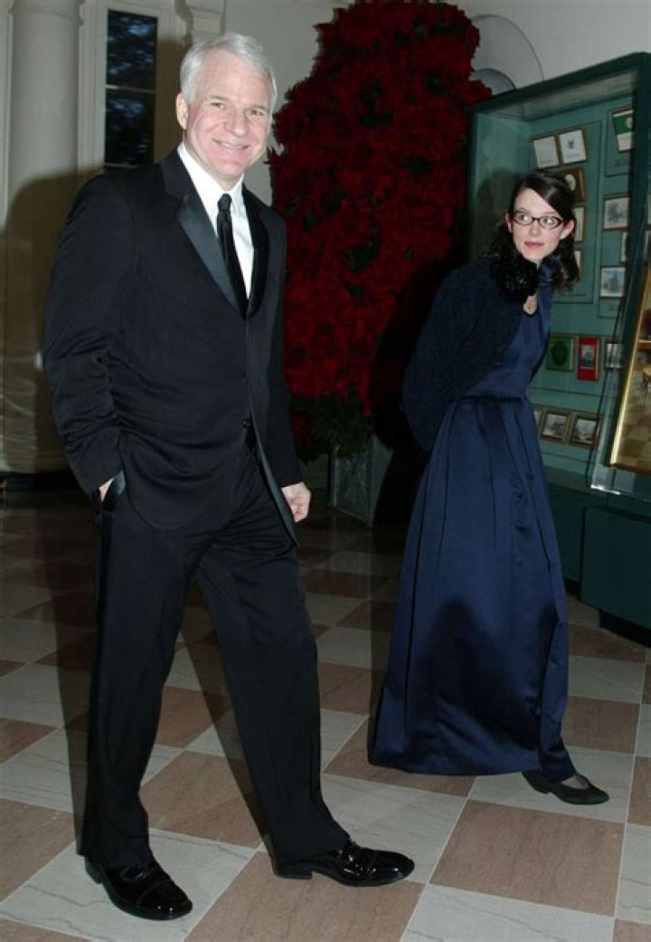 Is Steve Martin Secretly Gay? His Sexuality And Married Life – Wife Anne Stringfield