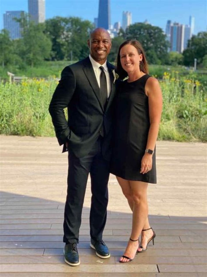 
Jarrett Payton has been Married to his Wife, Trisha George since 2009 