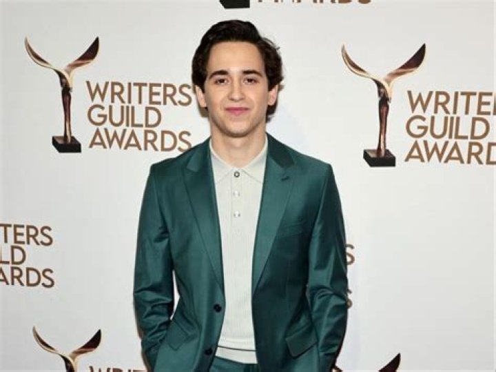 
Marcello Hernandez Height, Age, Religion, Nationality, Wikipedia, Partner, Parents, Gender, Net Worth 