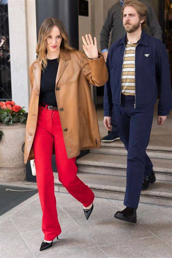 Maya Hawke Boyfriend: Is Stranger Things Cast Dating Spencer Barnett?