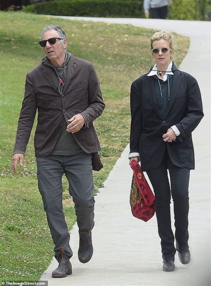 
Michael Richards And His Wife Were Sued For Chopping Down Their Neighbor’s Trees 