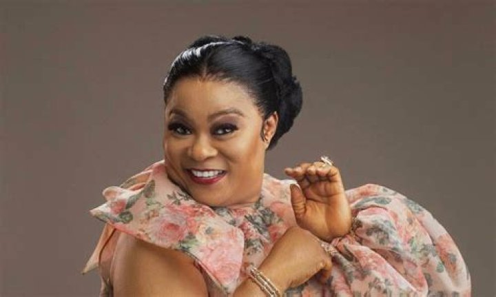 
Nollywood Actress Sola Sobowale Reacts As Actress Bimpe Akintunde Shares A Photo 