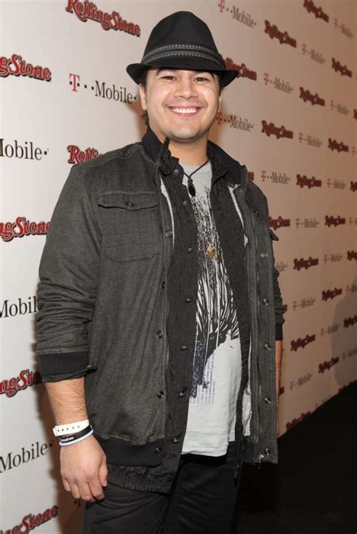 
Pen Medina Height, Weight, Net Worth, Age, Birthday, Wikipedia, Who, Nationality, Biography 