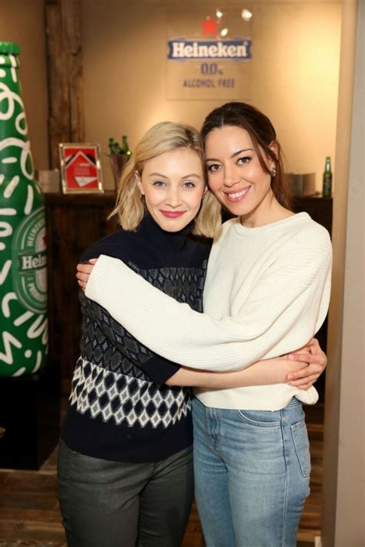Sarah Gadon Husband Max Fine Is Founder Of Pigeon Energy