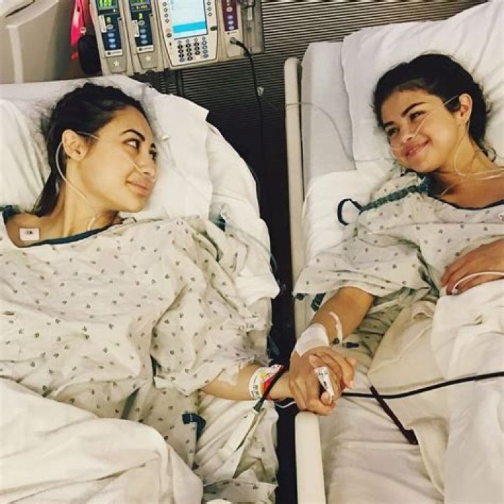 
Selena Gomez slammed for drinking alcohol after kidney transplant, breaking friendship with Francia Rasia 