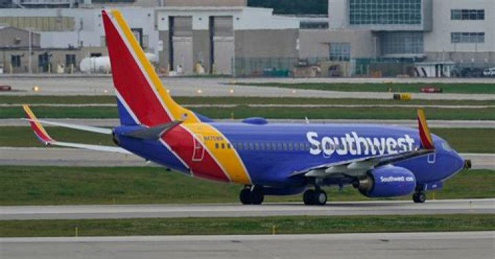 
Southwest Airlines grounds all flights across US after technology issue 