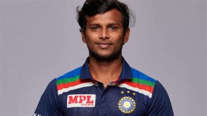 
Thangarasu Natarajan Height, Weight, Net Worth, Age, Birthday, Wikipedia, Who, Nationality, Biography 