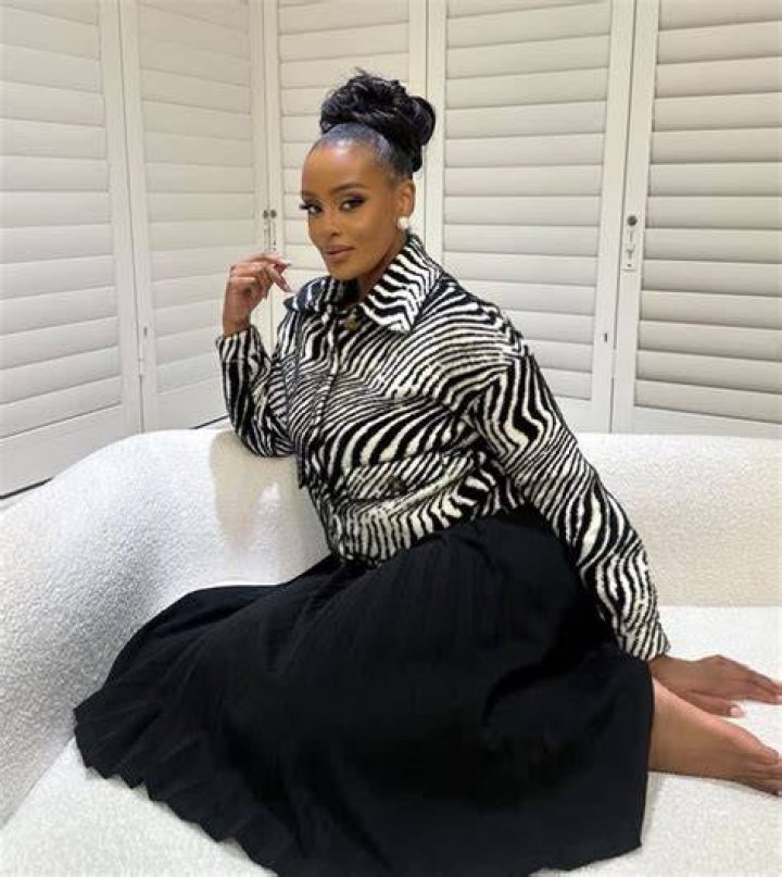 
Thobeka Majozi Height, Weight, Net Worth, Age, Birthday, Wikipedia, Who, Nationality, Biography 