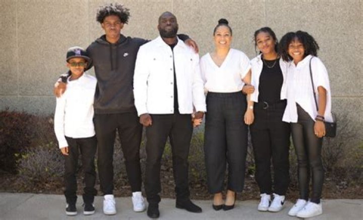 
Tre Mitchell Dad: Who Is Vincent Mitchell? Parents Siblings And Wikipedia 