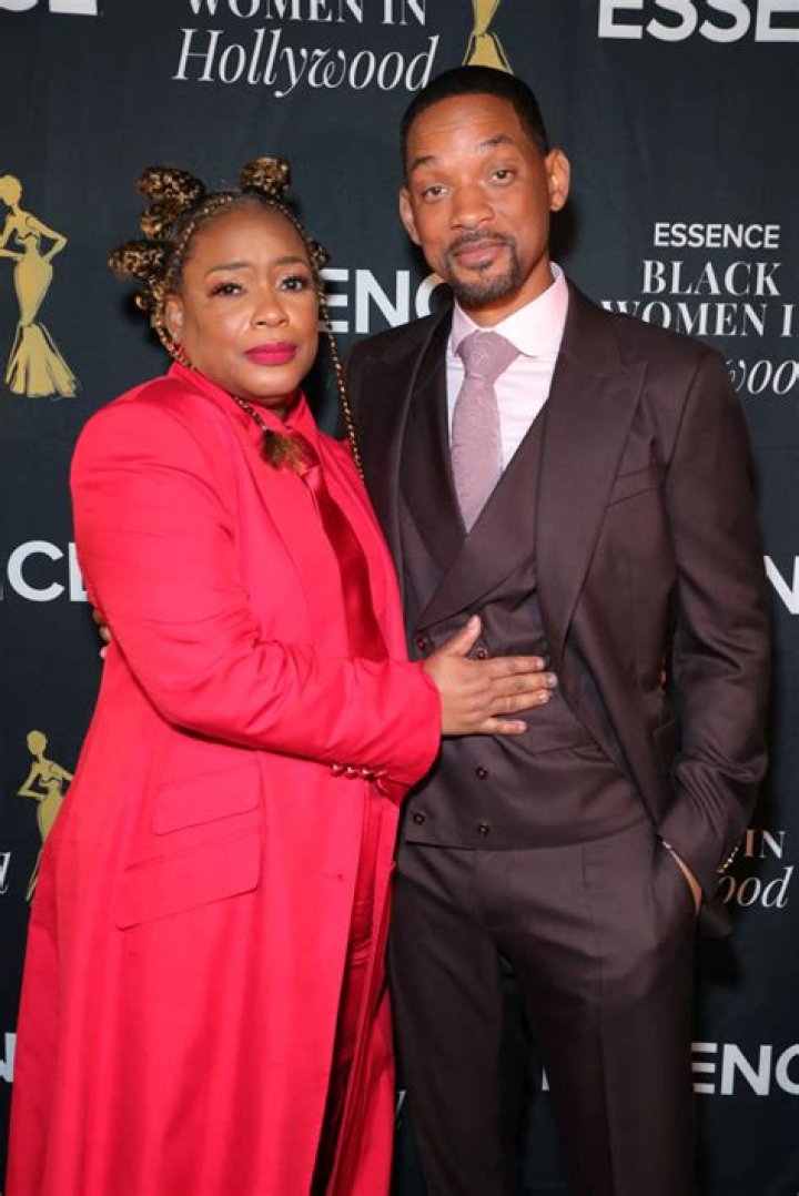 Who Is Aunjanue Ellis Husband And Is She Pregnant In 2022?
