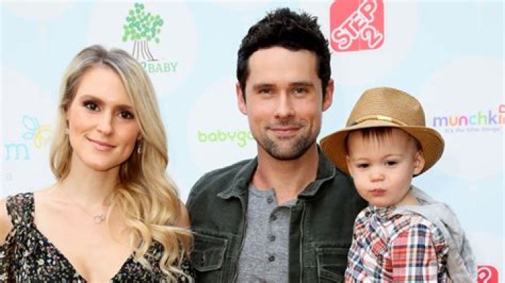 
Who Is Benjamin Hollingsworth’s Wife, Nila Myers? Wiki And Family 