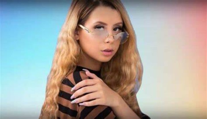 
Who is Lyna Perez? – Instagram star with over 5.1 M followers 