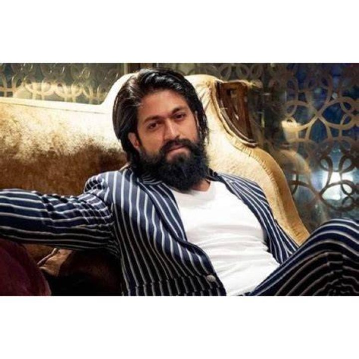 
Yash Raj Height, Weight, Net Worth, Age, Birthday, Wikipedia, Who, Nationality, Biography 